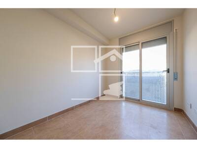 Local en Mancomunitat, Santa Eulàlia de Riuprimer Barcelona