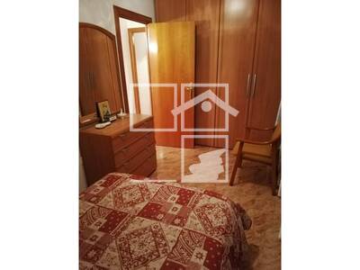 Local en Isaac AlbÃ©niz, Badalona Barcelona