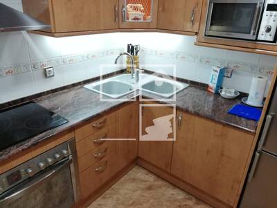 Local en Isaac AlbÃ©niz, Badalona Barcelona